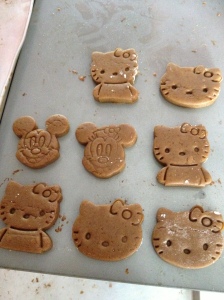 Adorable unbaked shapes.